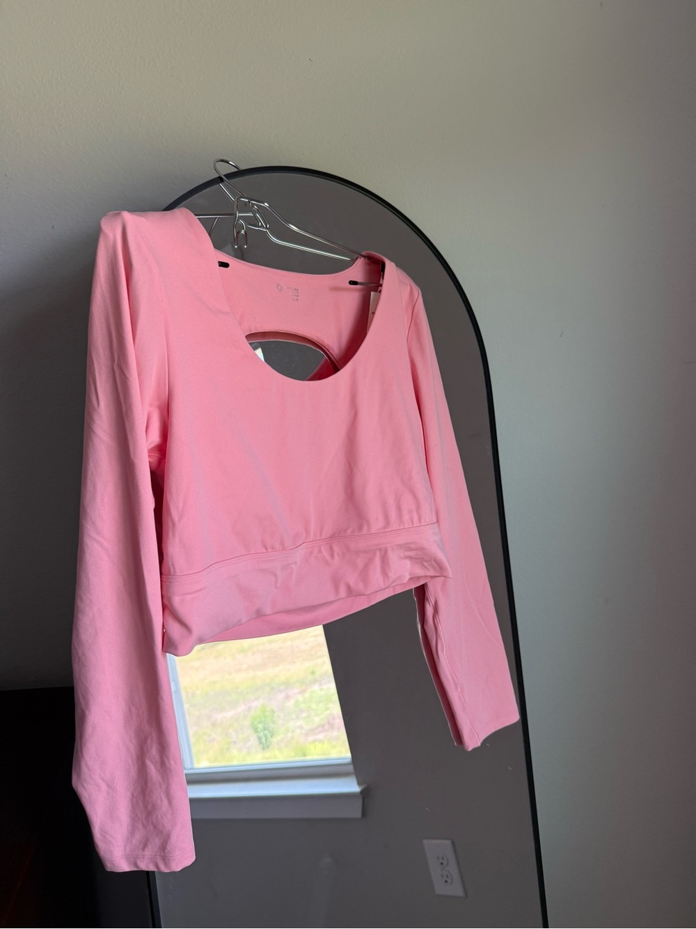 NEW Offline by Aerie White Long Sleeve Crop Top Open Back Exercise XL